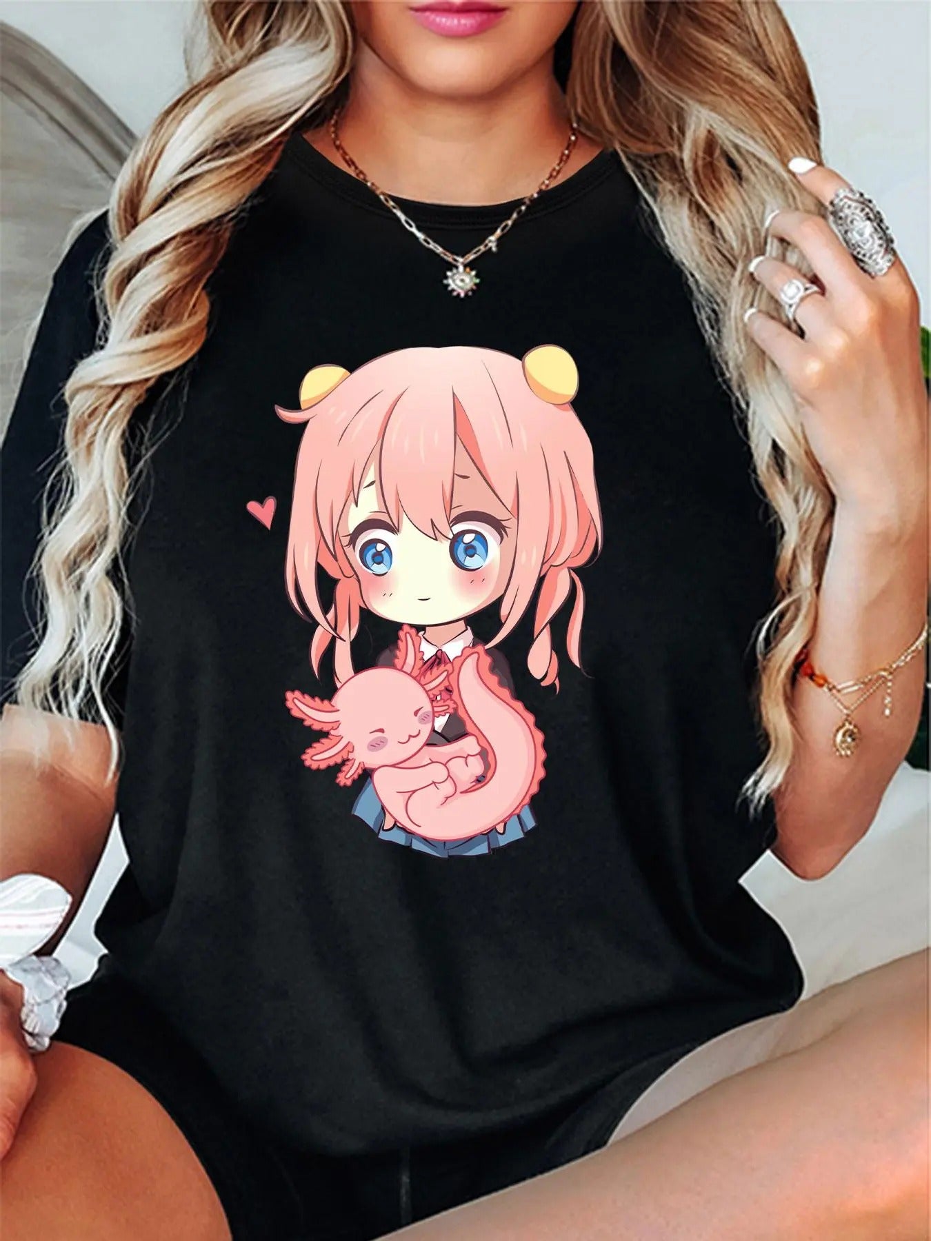 Women'WB shield Cartoon Girl & Baby Fish Print Round Neck Tee, Fashion Casual Crew Neck T-shirt for Daily Holiday...