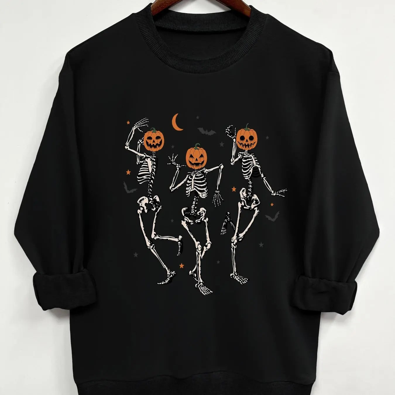 Women'WB shield Cartoon Skeleton & Letter Print Crew Neck Sweatshirt, Casual Long Sleeve Pullover for Fall & Winter,...