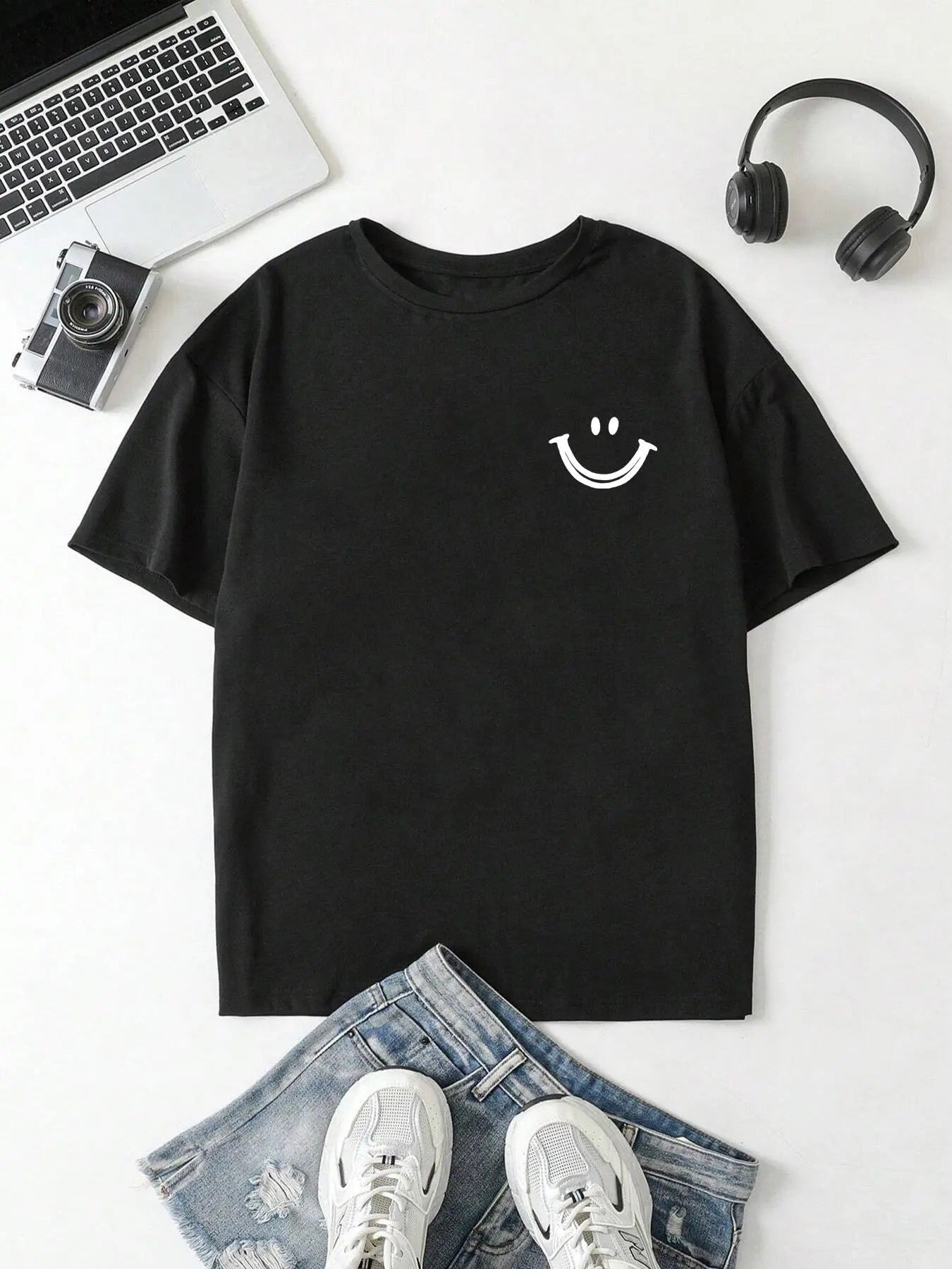 Women'WB shield Cartoon TNF Print Round Neck Tee, Summer TNF Women, Casual Short Sleeve Crew Neck T-Shirt for Summer,...