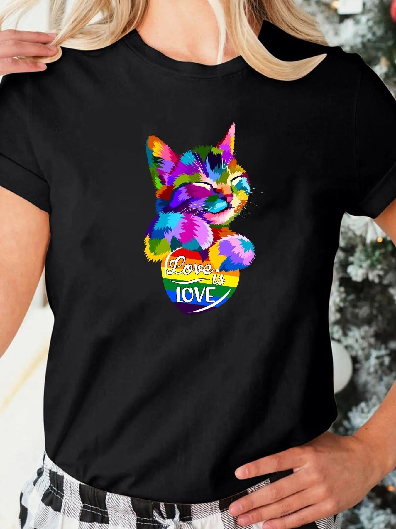 Women'WB shield Cat & Letter Print Round Neck Tee, Summer TNF Women, Casual Heart Print Short Sleeve Crew Neck T-Shirt...