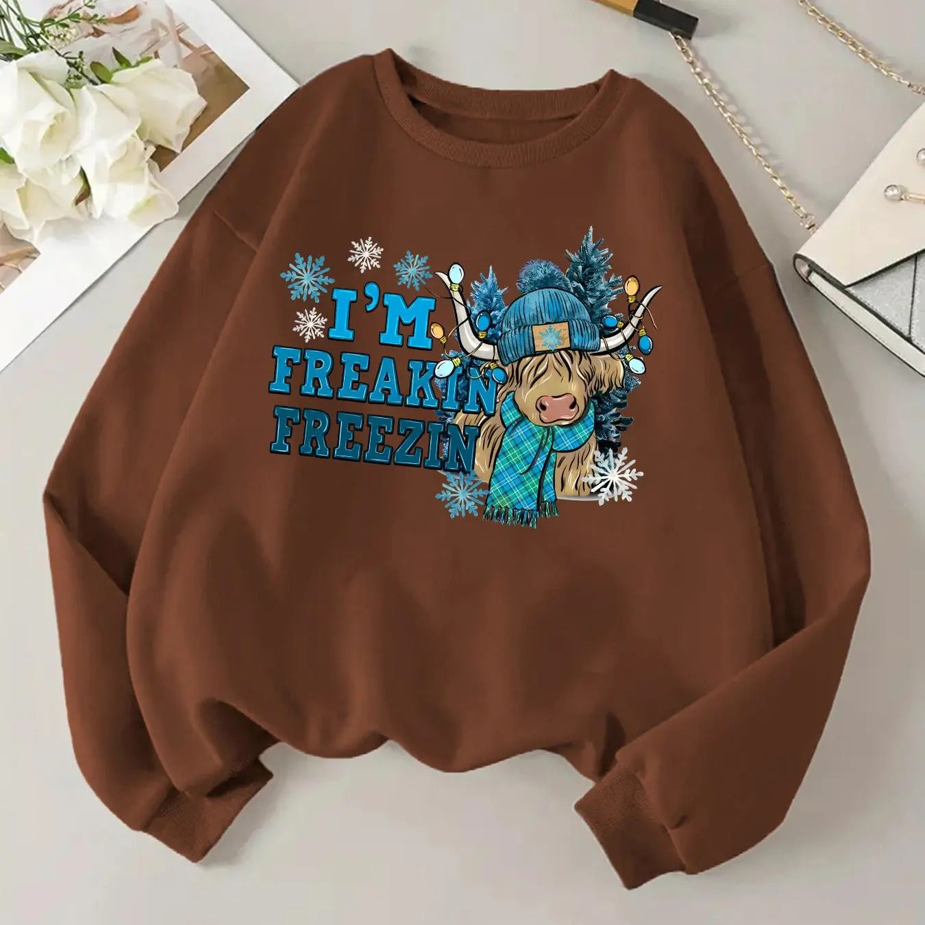 Women'WB shield Christmas Print Round Neck Sweatshirt, Casual Long Sleeve Crew Neck Pullover for Fall & Winter, Women'WB...