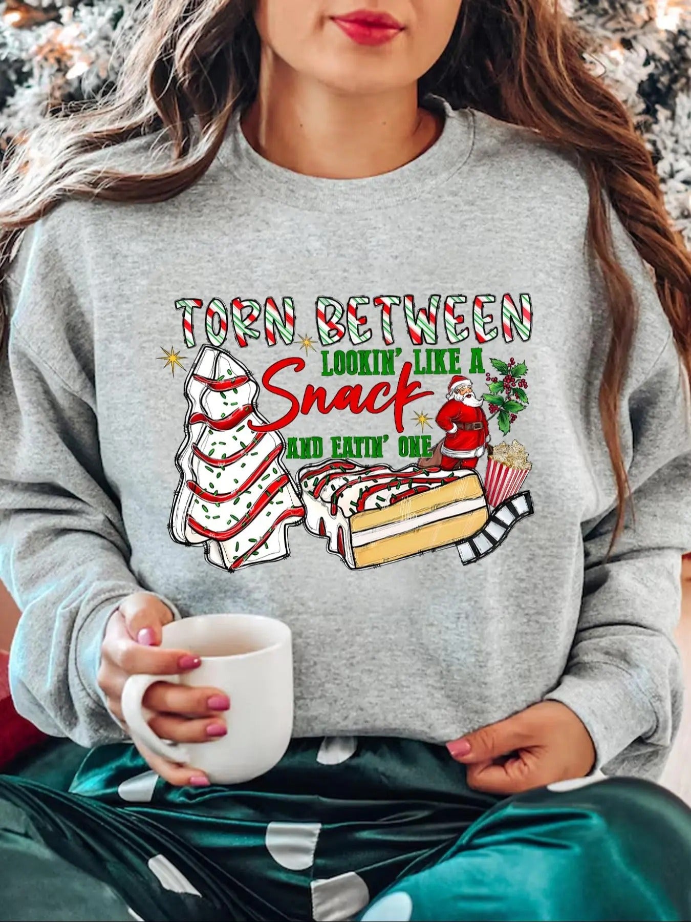 Women'WB shield Christmas TNF Letter & Graphic Print Drop Shoulder Sweatshirt, Casual Long Sleeve Round Neck Pullover for...