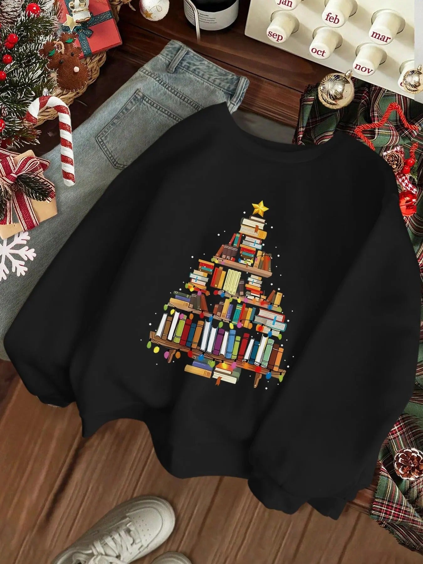 Women'WB shield Christmas Tree Print Drop Shoulder Sweatshirt, Casual Long Sleeve Round Neck Pullover for Spring & Fall,...