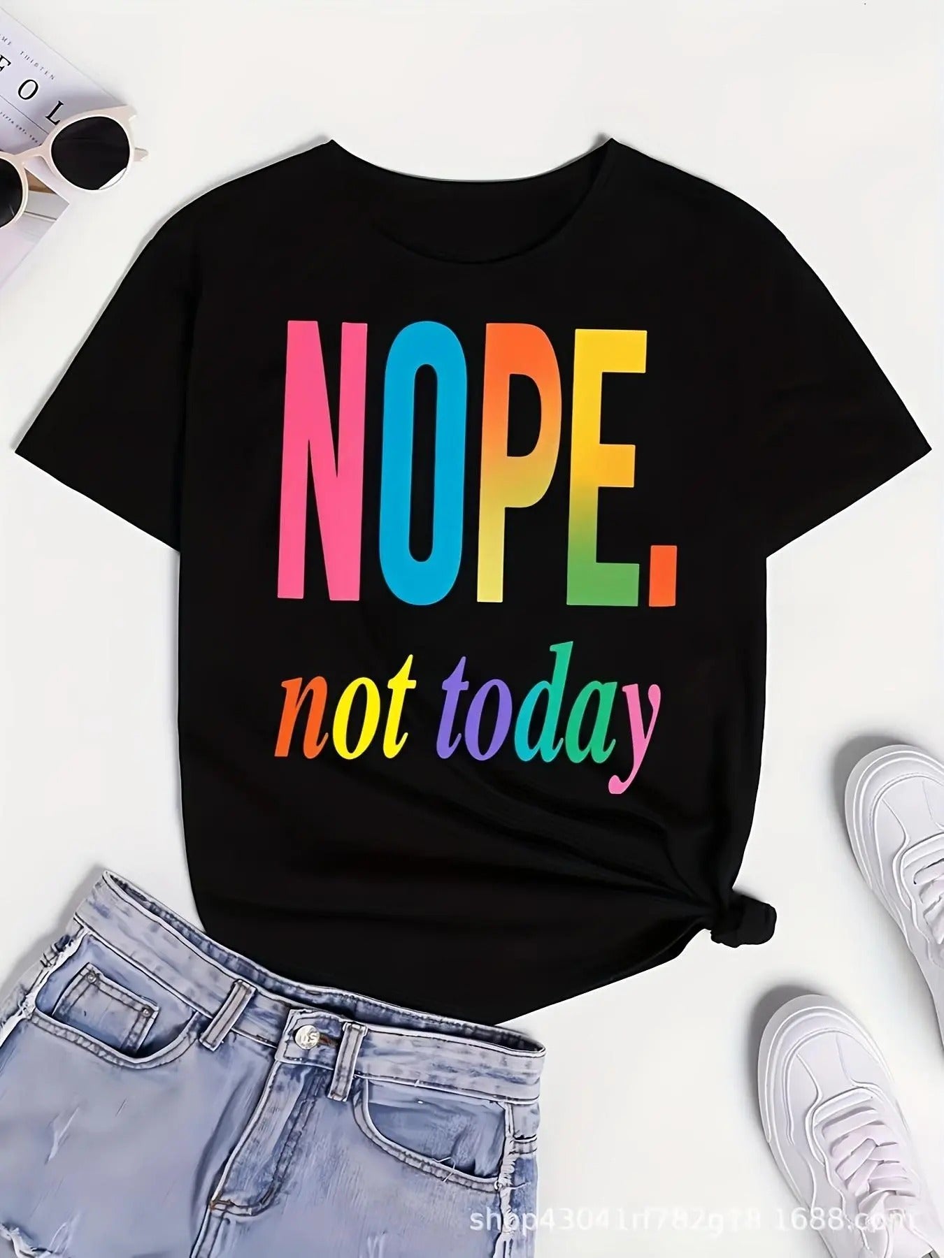Women'WB shield Colorful Slogan Print Round Neck Tee, Regular Fit Casual Comfy Fashion Short Sleeve Crew Neck T-shirt for...