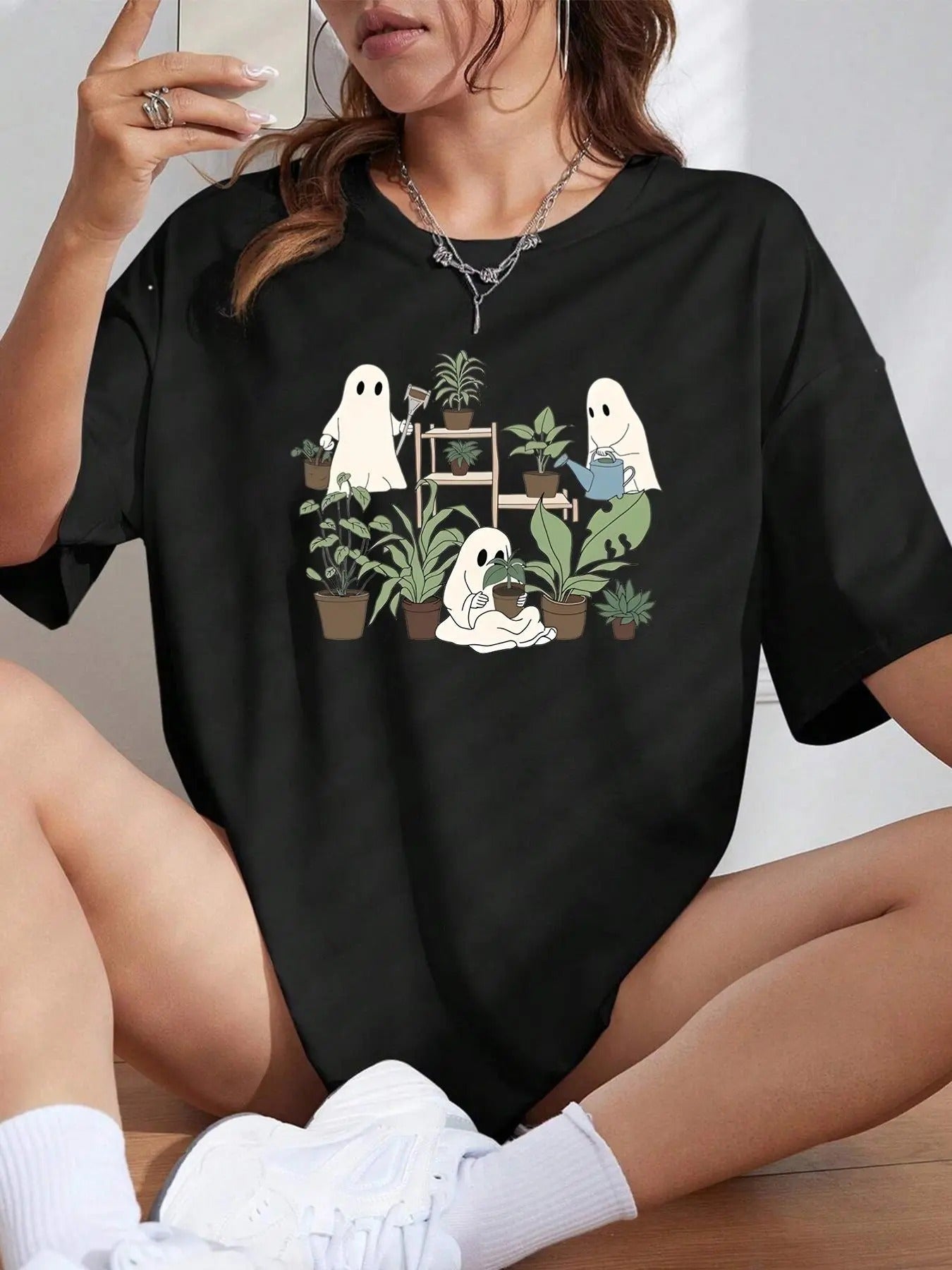 Women'WB shield Cute Cartoon Graphic Print Round Neck Tee, Casual Drop Shoulder Half Sleeve T-Shirt for Daily Wear,...