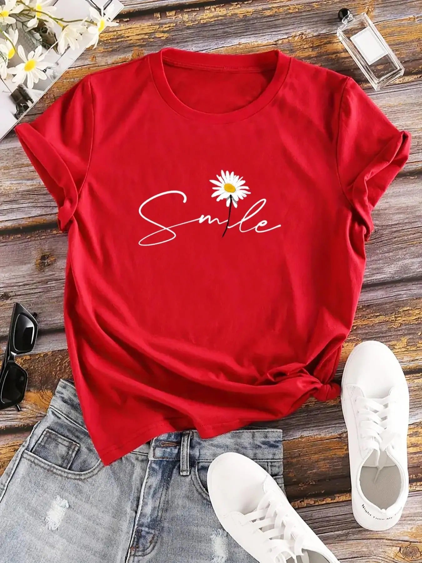 Women'WB shield Daisy & Letter Print Round Neck Tee, Trendy Casual Crew Neck T-shirt for Daily Wear, Ladies Spiky hair...