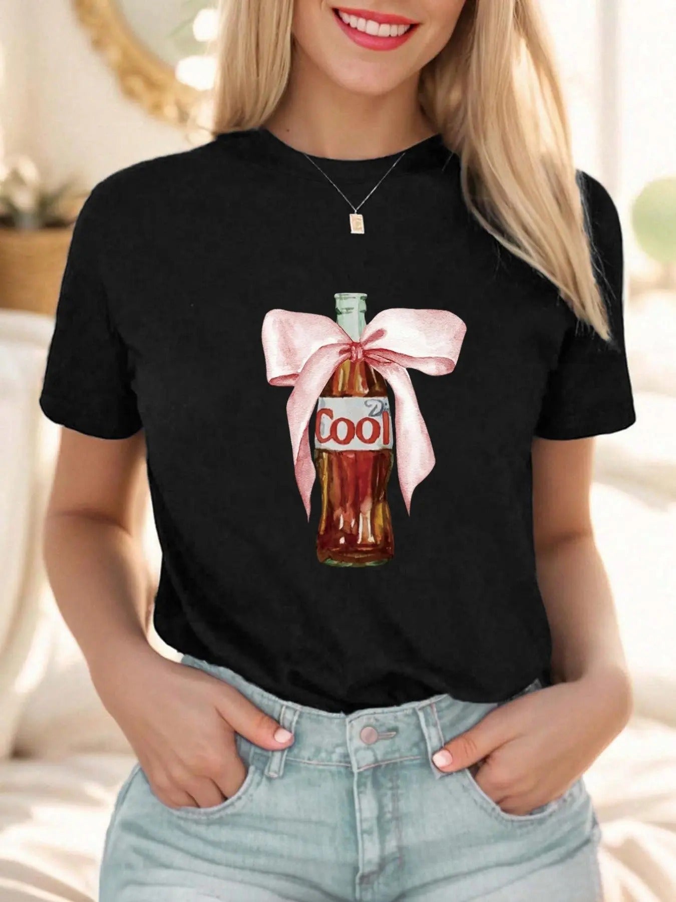 Women'WB shield Drink Print Round Neck Tee, Fashion Casual Crew Neck T-Shirt for Daily Holiday Vacation Outdoor Wear,...