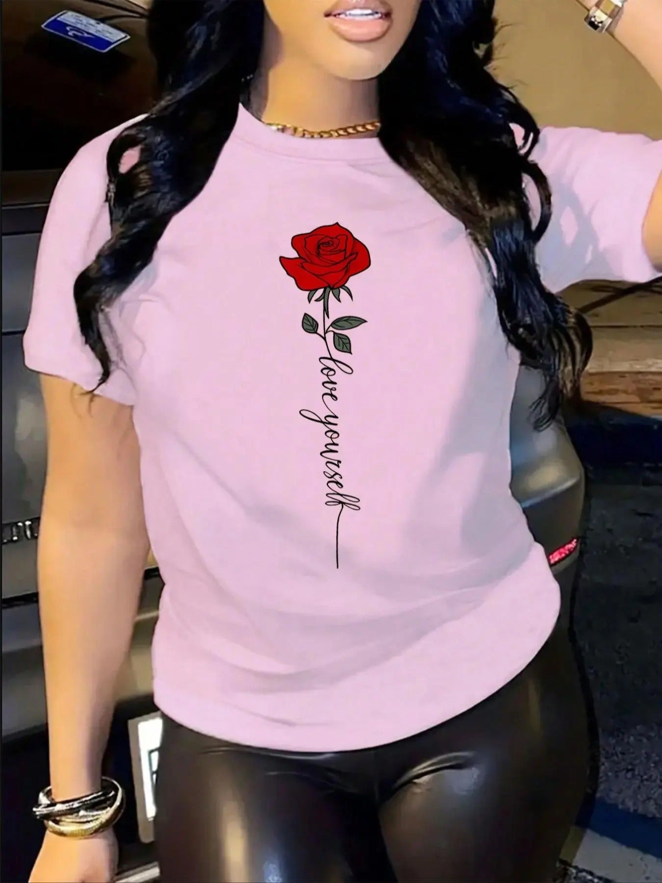 Women'WB shield Floral & Letter Graphic Print Round Neck Tee, Trendy Casual Short Sleeve T-shirt for Daily Wear, Graphic...