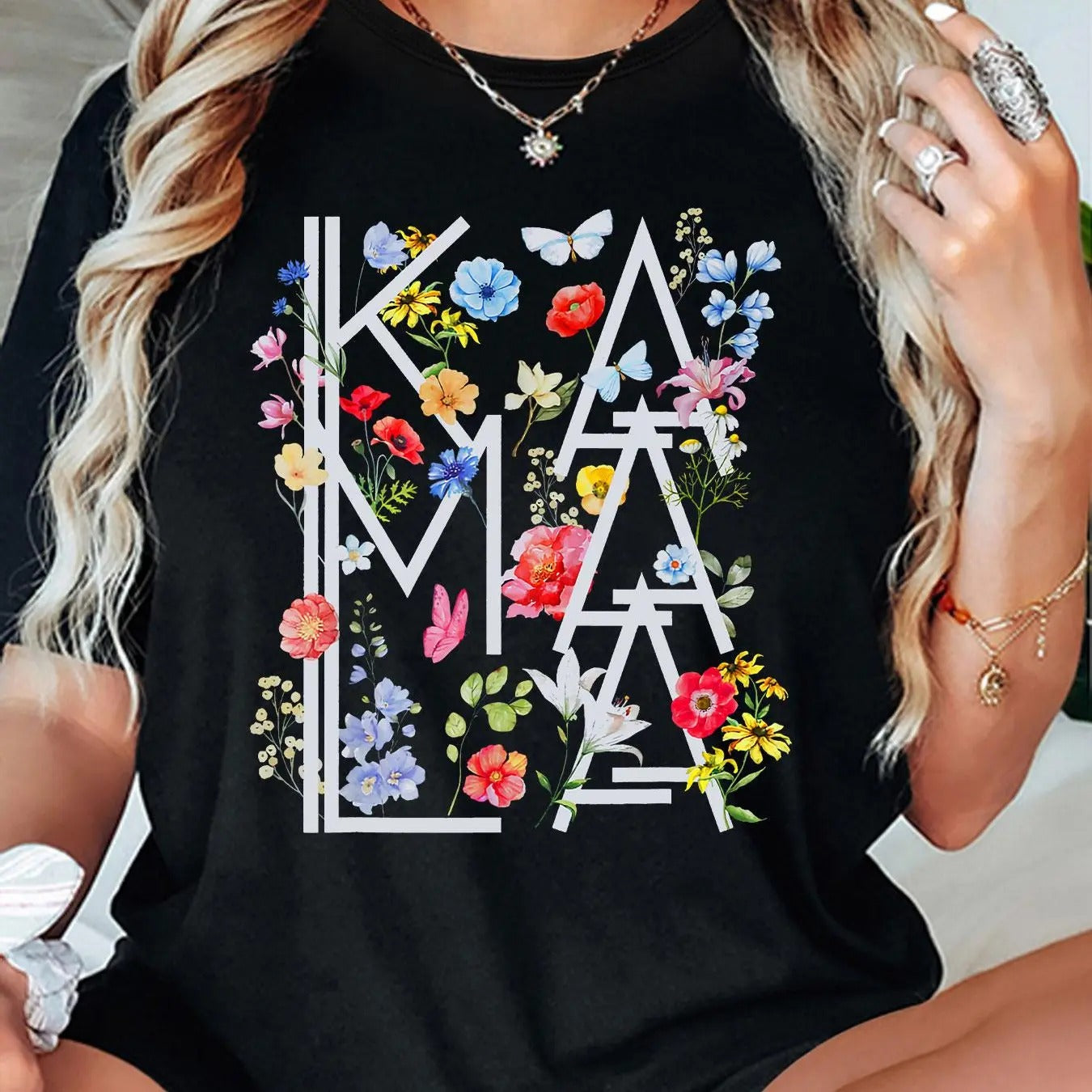 Women'WB shield Floral & Letter Print Round Neck Tee, Casual Short Sleeve Crew Neck T-Shirt for Summer, Fashion Women'WB...