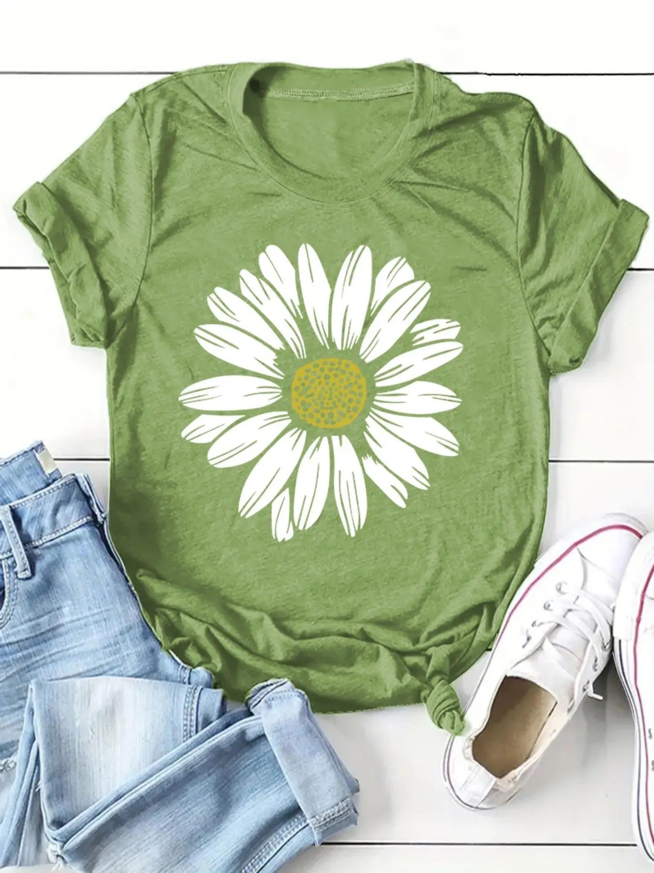 Women'WB shield Floral Print Round Neck Graphic Tee, Casual Short Sleeve Crew Neck T-Shirt for Summer, Fashion Women'WB...