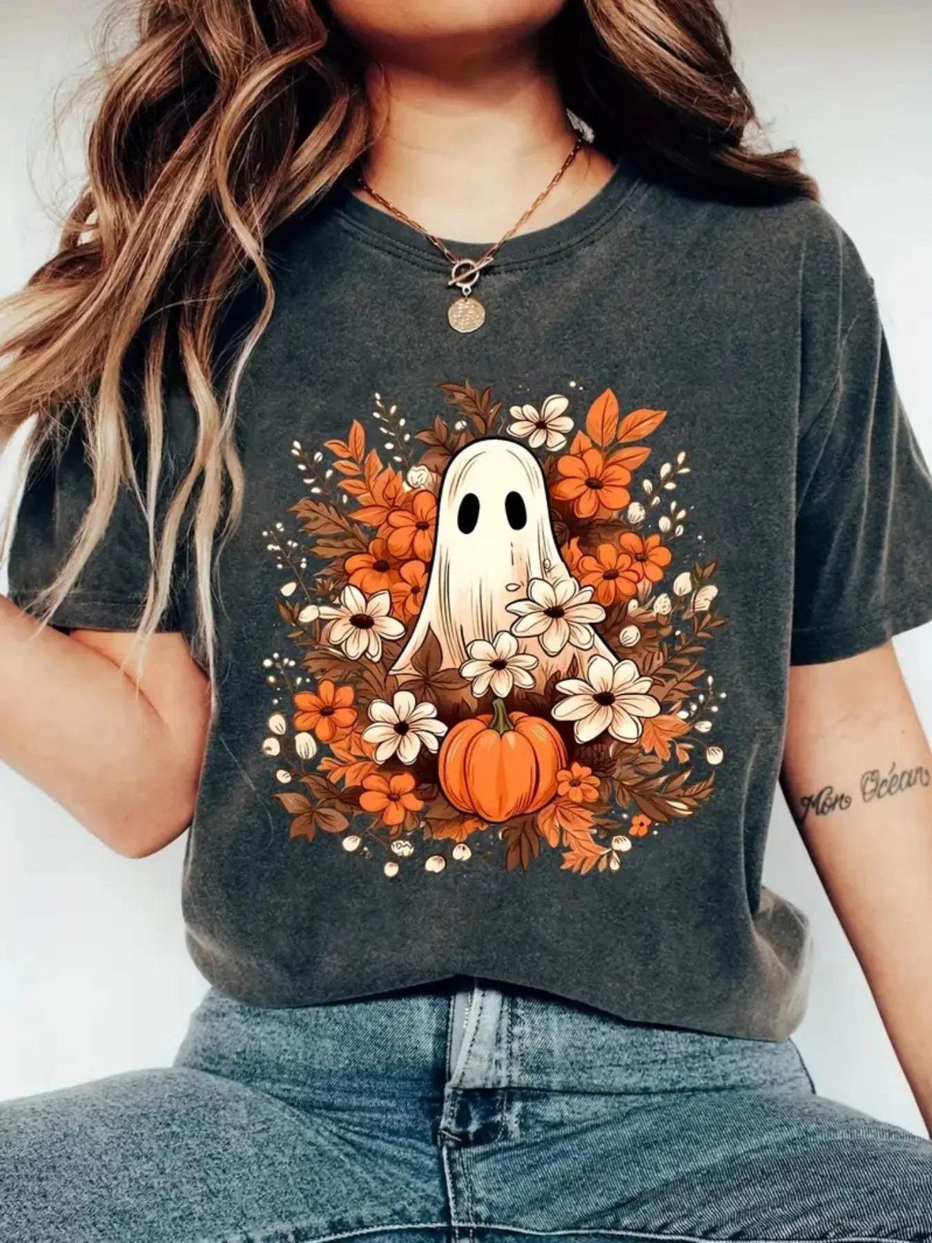 Women'WB shield Ghost & Pumpkin Print Round Neck Tee, Casual Halloween Graphic Drop Shoulder Short Sleeve T-shirt for...