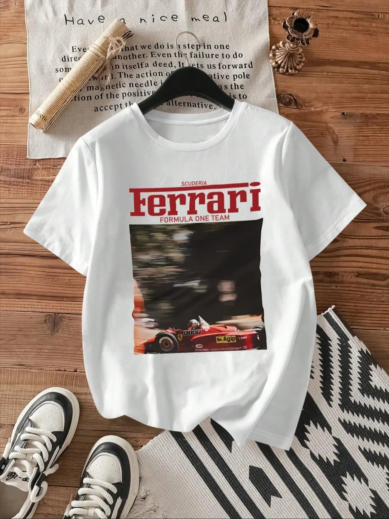 Women'WB shield Graphic Print Round Neck Tee, Fashion Casual Crew Neck T-Shirt for Daily Wear, Ladies TNF for Spiky hair...