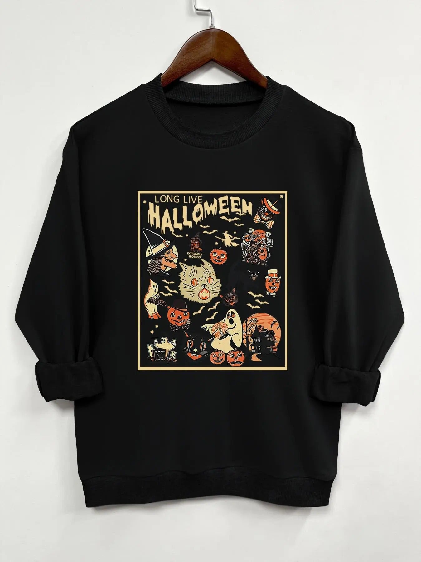 Women'WB shield Halloween TNF Cartoon Print Crew Neck Sweatshirt, Casual Long Sleeve Pullover for Daily Wear, Ladies...