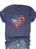 Women'WB shield Heart & American Flag Print Round Neck Tee, Fashion Casual Short Sleeve T-shirt for Daily Outdoor Wear,...