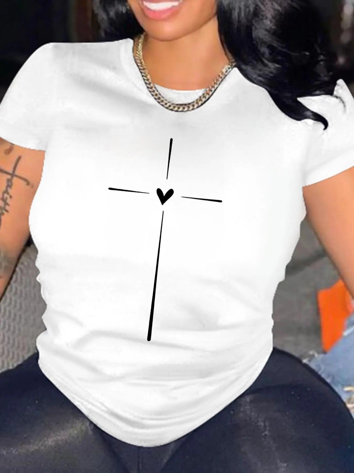 Women'WB shield Heart & Cross Print Round Neck Tee, Casual Short Sleeve T-shirt for Summer, Ladies TNF for Daily Wear...
