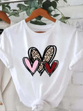 Women'WB shield Heart Graphic Round Neck Tee, Fashion Crew Neck Short Sleeve T-Shirt, Ladies TNF for Daily Wear Hoodie,...