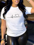 Women'WB shield Heartbeat Print Round Neck Tee, Fashion Casual Short Sleeve Crew Neck T-Shirt for Daily Outdoor Wear,...