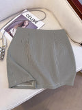 Women'WB shield Houndstooth Print Skirt, Fashion Casual Skirt for Daily Outdoor Wear, Ladies Bottoms for Spiky hair...