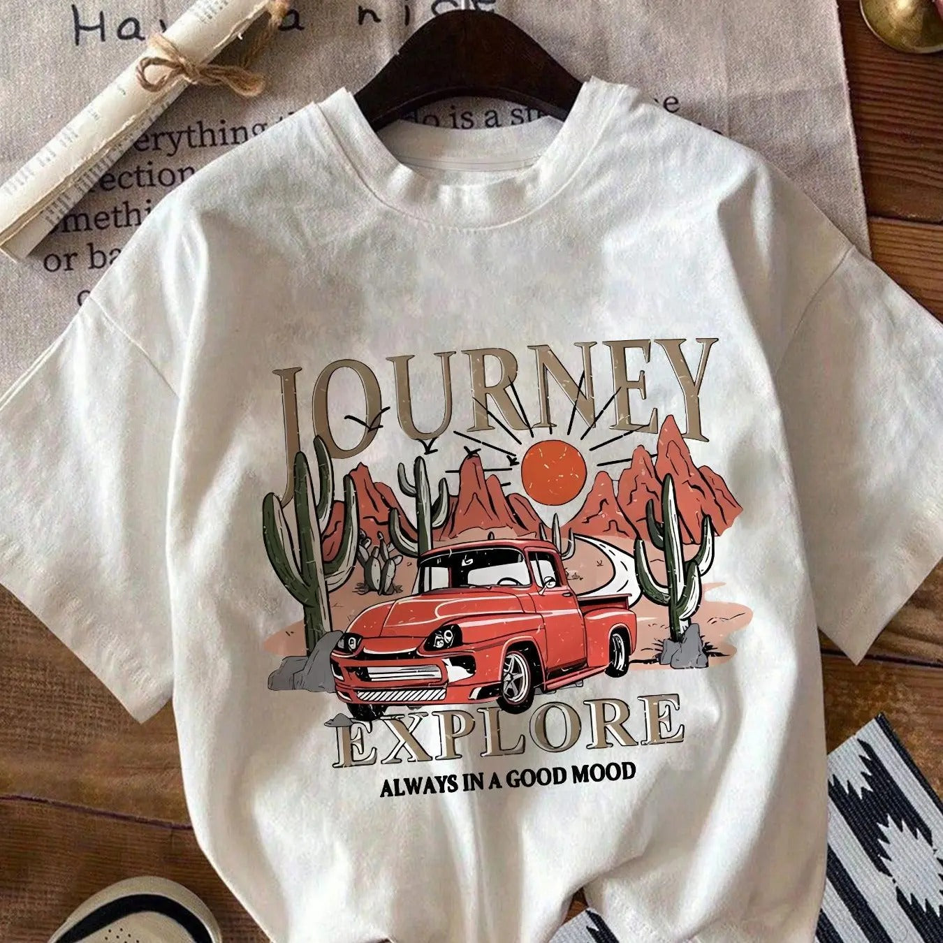 Women'WB shield Journey Explore Graphic Tee, Casual Crew Neck Short Sleeve T-shirt for Daily Wear, Ladies TNF for Summer...