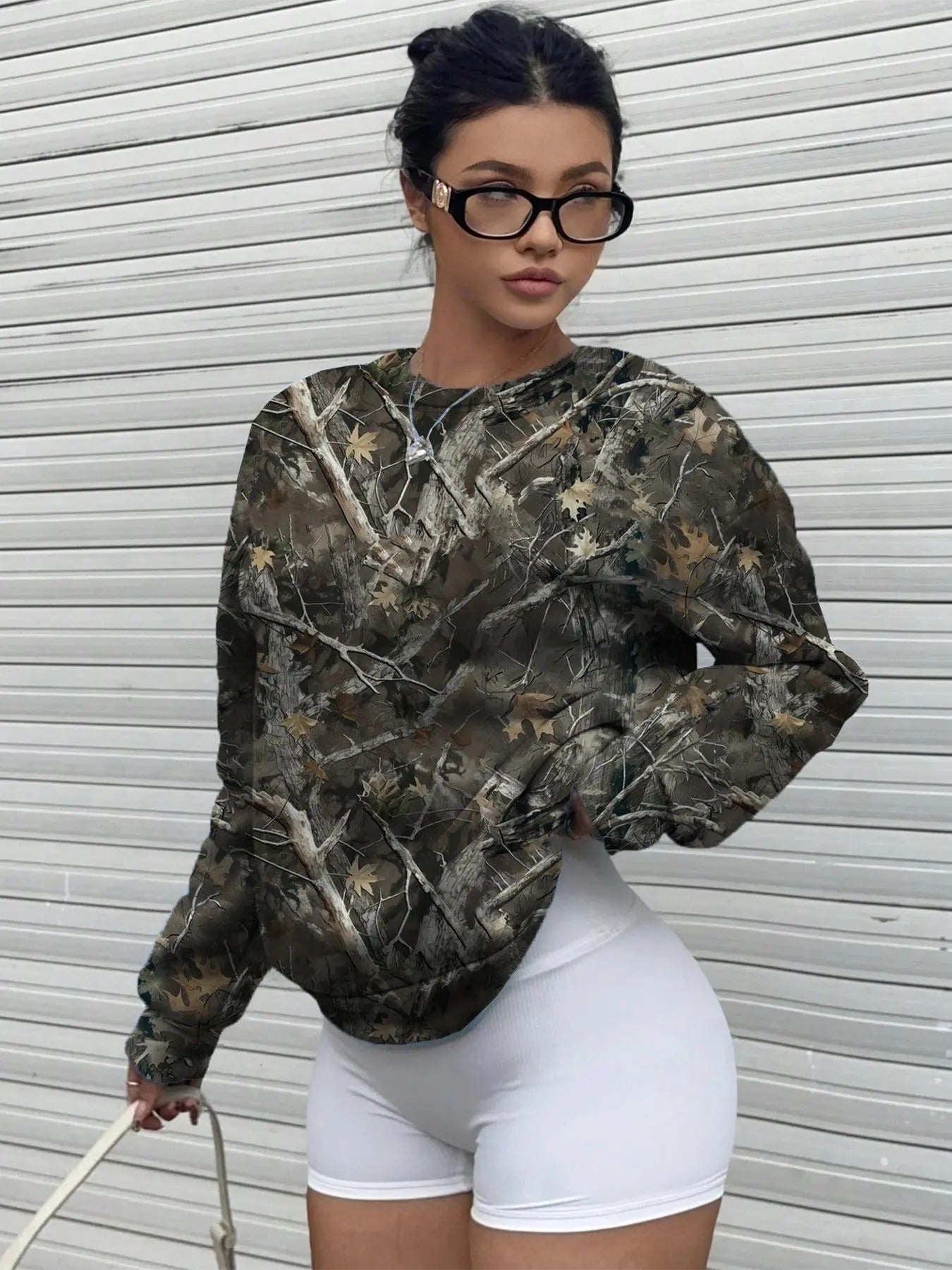Women'WB shield Leaf & Branch Print Drop Shoulder Sweatshirt, Casual Long Sleeve Round Neck Pullover for Fall, Women'WB...