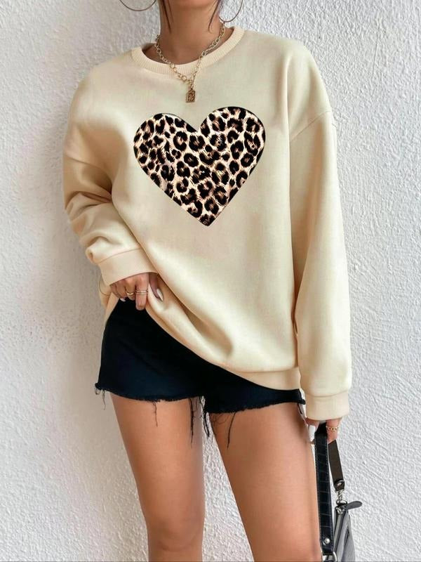 Women'WB shield Leopard Heart Print Drop Shoulder Sweatshirt, Casual Long Sleeve Round Neck Pullover for Fall & Winter,...