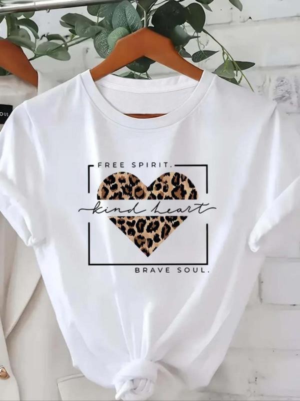 Women'WB shield Leopard Heart Print Round Neck Tee, Fashion Casual Crew Neck T-Shirt for Daily Holiday Vacation Outdoor...