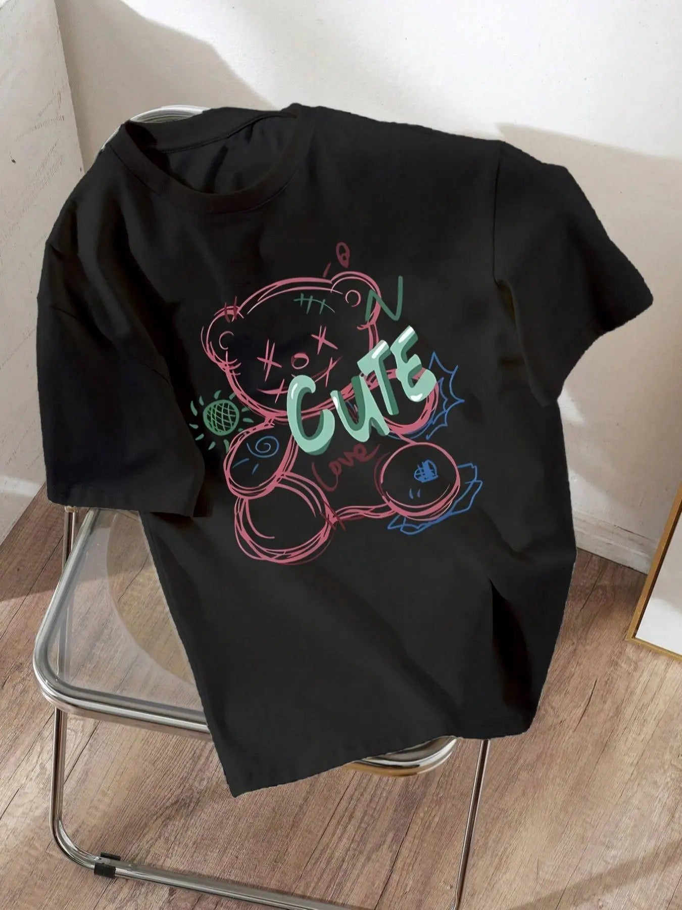 Women'WB shield Letter & Bear Print Round Neck Tee, Fashion Casual Crew Neck Short Sleeve T-shirt for Daily Holiday...