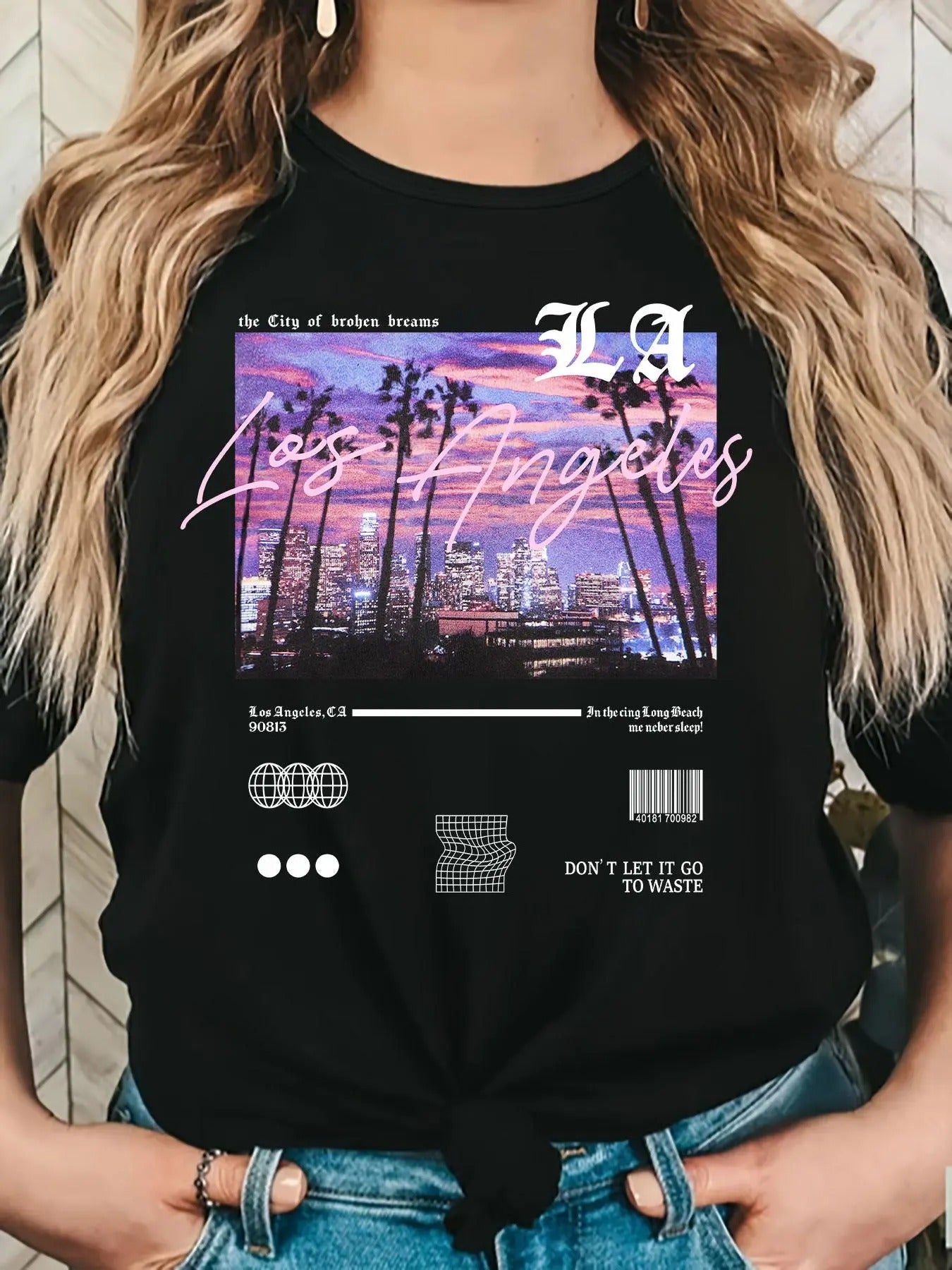 Women'WB shield Letter & City Night View Print Round Neck Graphic Tee, Vintage Trendy Casual Short Sleeve T-shirt for...