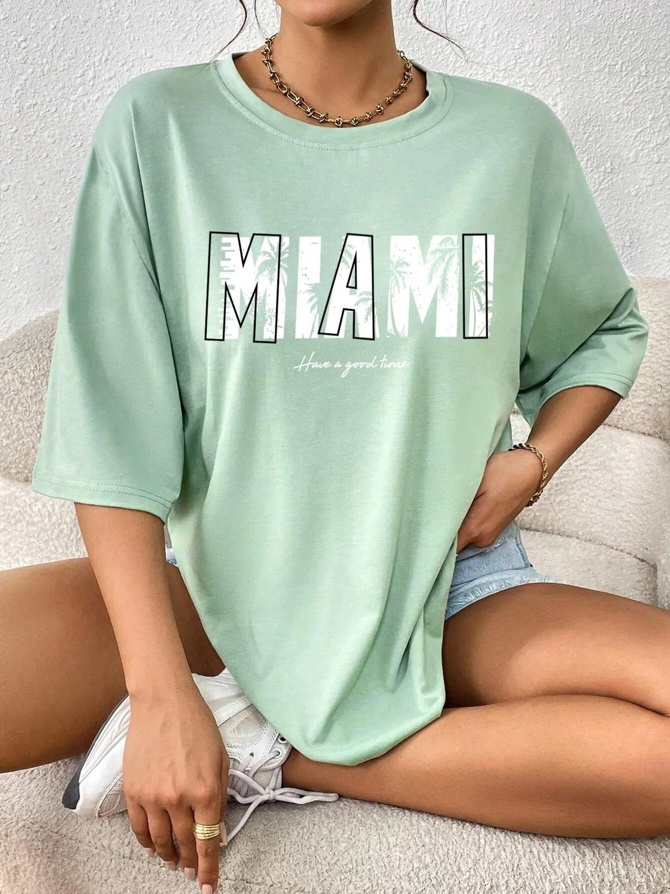 Women'WB shield Letter & Coconut Tree Print Drop Shoulder Tee, Casual Short Sleeve Round Neck T-Shirt for Daily Wear,...