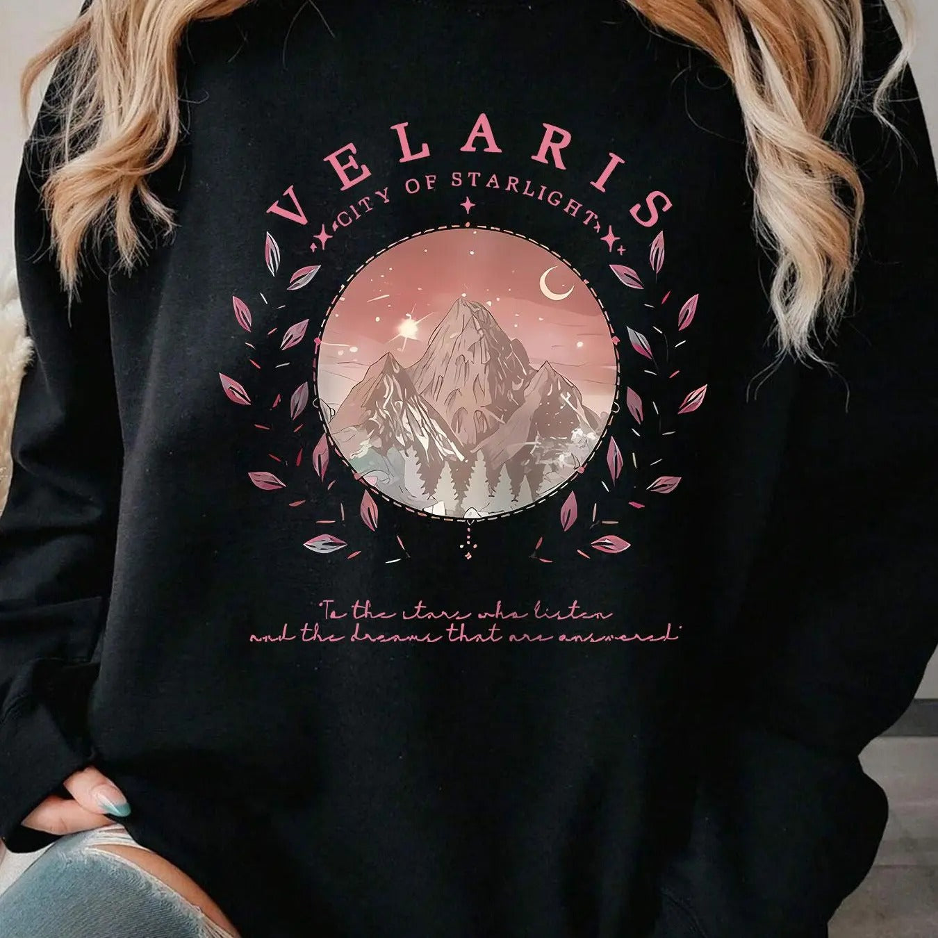 Women'WB shield Letter & Mountain Print Round Neck Pullover Sweatshirt, Casual Fashion Long Sleeve Crew Neck Sweatshirt...