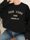 Women'WB shield Letter & Number Print Drop Shoulder Sweatshirt, Casual Long Sleeve Round Neck Pullover for Fall & Winter,...