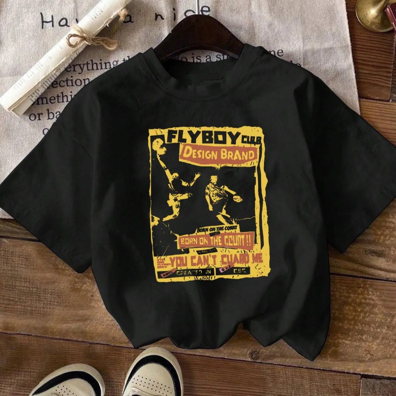 Women'WB shield Letter & Spiky hair fighters Player Print Round Neck Tee, Vintage Trendy Casual Short Sleeve T-shirt for...