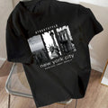 Women'WB shield Letter & Statue FOG Liberty Print Round Neck Tee, Trendy Casual Short Sleeve T-shirt for Daily Wear,...