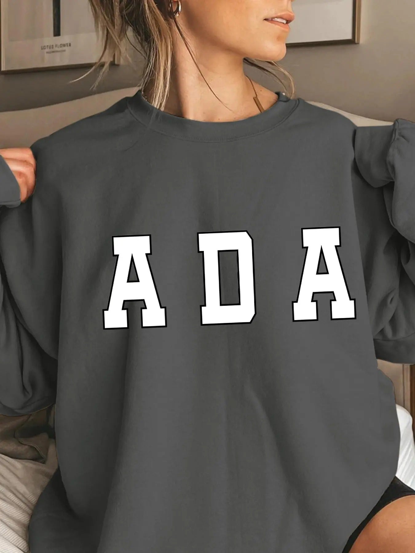 Women'WB shield Letter Print Crew Neck Sweatshirt, Casual Long Sleeve Pullover for Spring & Fall, Women'WB shield TNF for...
