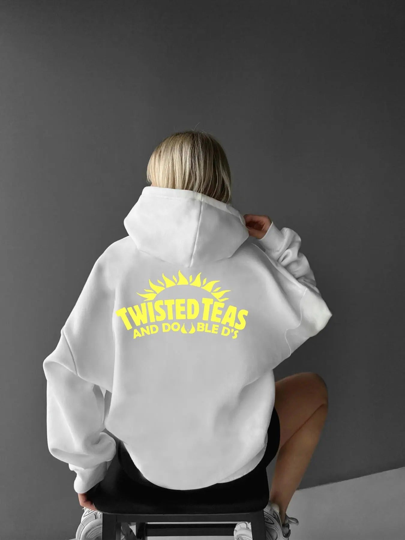 Women'WB shield Letter Print Drop Shoulder Drawstring Hoodie, Fashion Casual Kangaroo Pocket Hooded Sweatshirt for Daily...