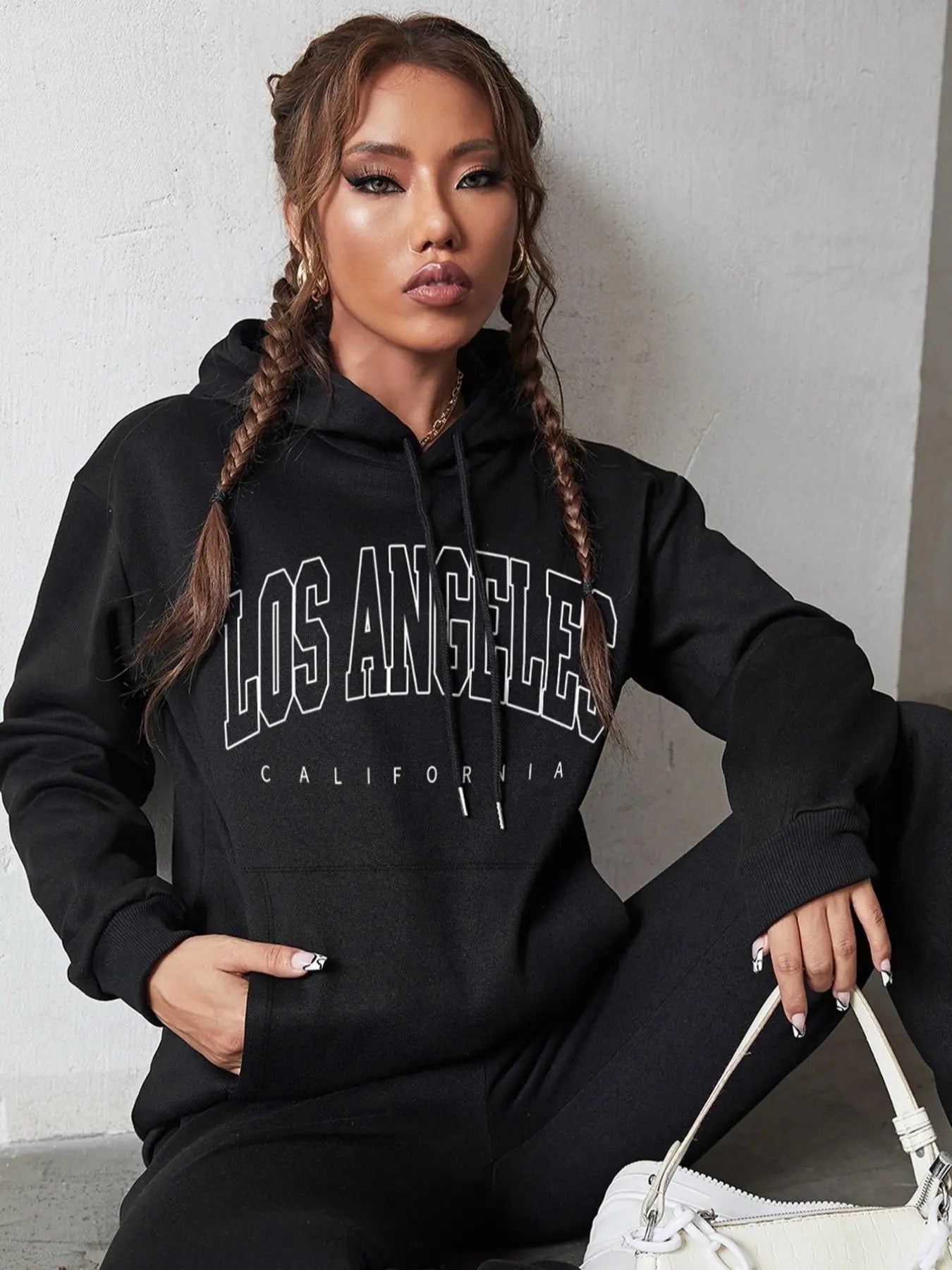 Women'WB shield Letter Print Drop Shoulder Hoodie, Fashion Casual Drawstring Pocket Hooded Sweatshirt for Daily Holiday...
