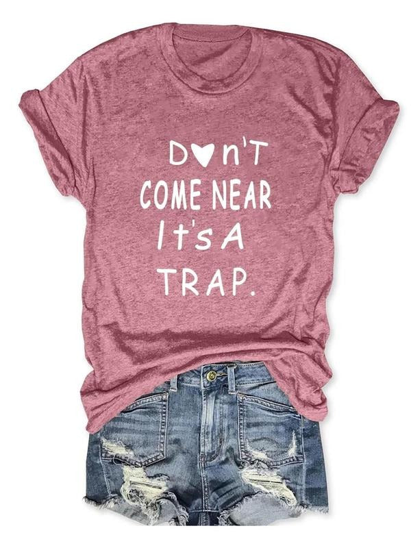 Women'WB shield Letter Print Round Neck Graphic Tee, Vintage Trendy Casual Short Sleeve T-shirt For Daily Wear, Ladies...