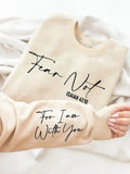 Women'WB shield Letter Print Round Neck Sweatshirt, Casual Long Sleeve Crew Neck Pullover for Spring & Fall, Fashion...