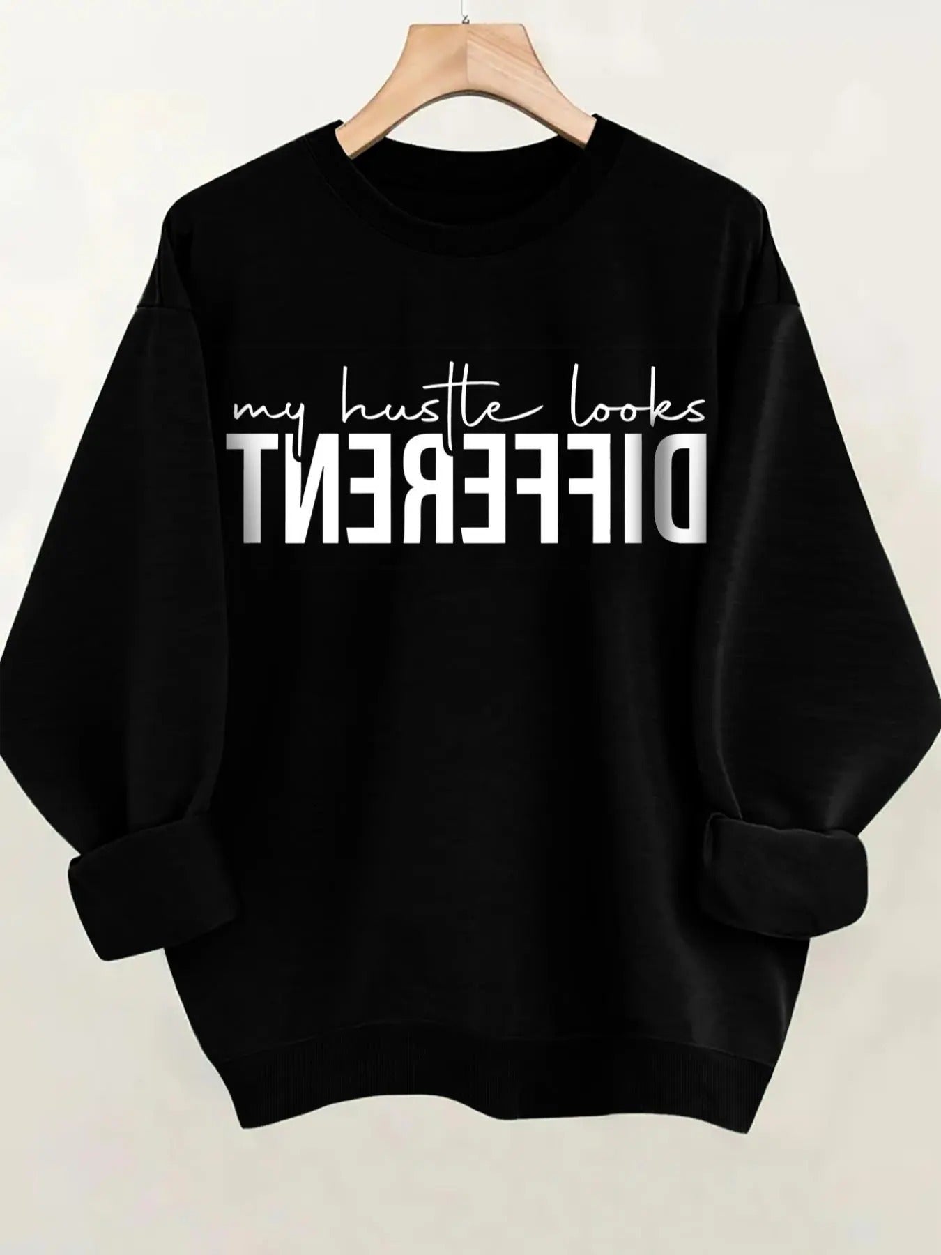 Women'WB shield Letter Print Round Neck Sweatshirt, Fashion Casual Crew Neck Long Sleeve Pullover for Daily Holiday...