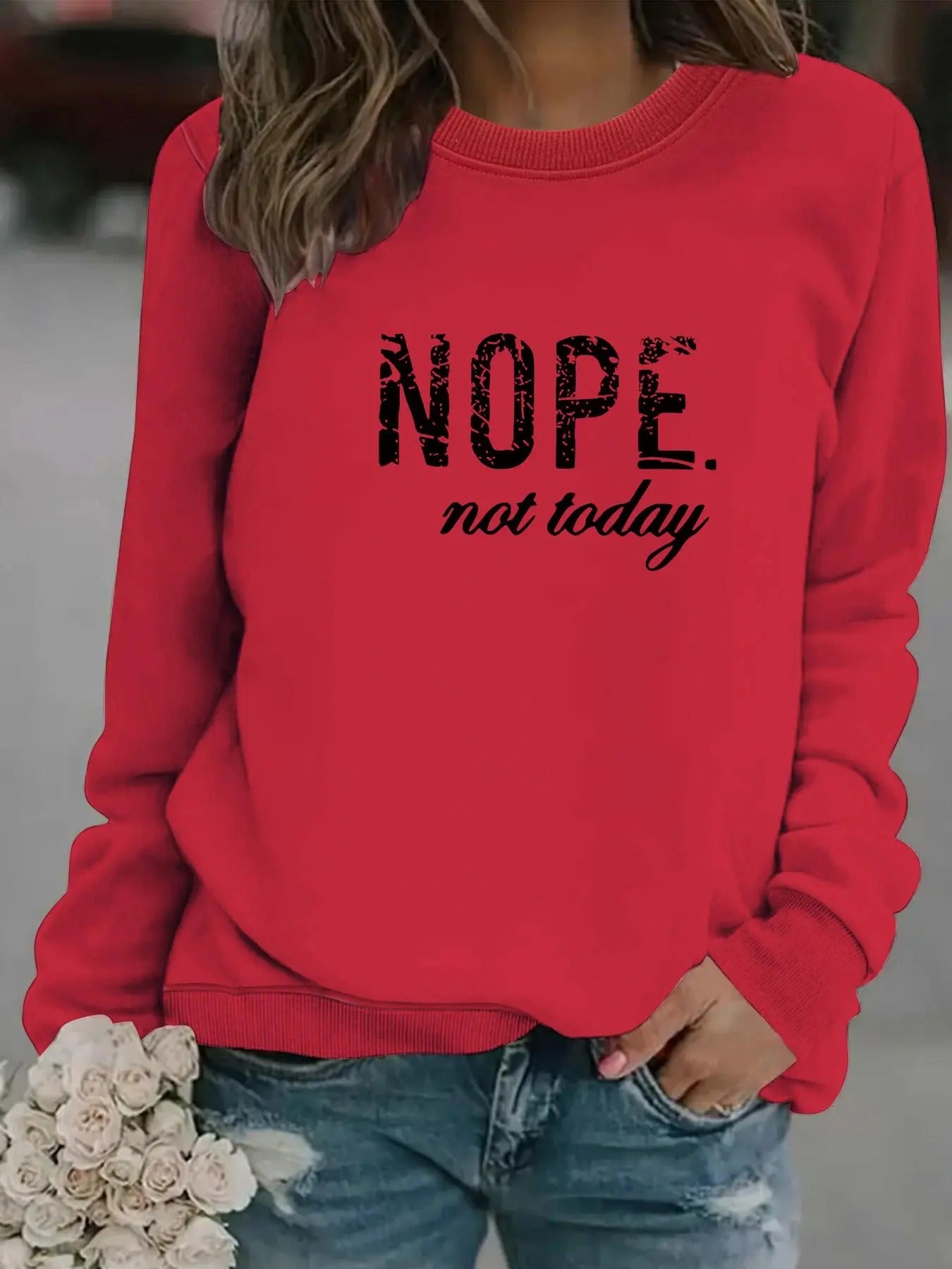 Women'WB shield Letter Print Round Neck Sweatshirt, Fashion Casual Crew Neck Sweatshirt for Daily Holiday Outdoor Wear,...