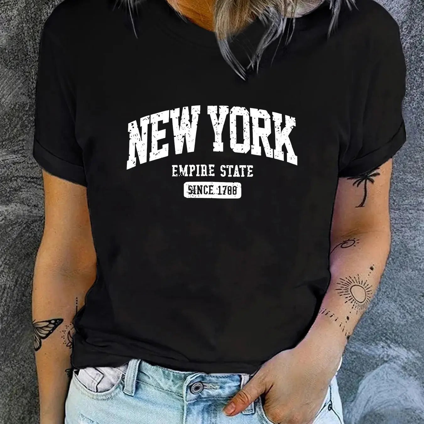 Women'WB shield Letter Print Round Neck Tee, Casual Short Sleeve Crew Neck T-shirt for Daily Wear, Ladies TNF for Spiky...