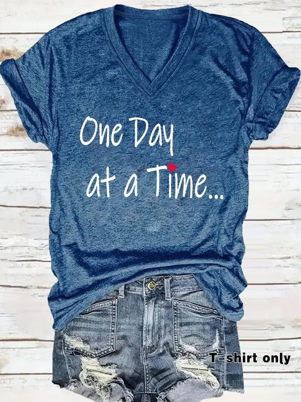 Women'WB shield Letter Print Superhero team Neck Tee, Casual Short Sleeve T-Shirt for Summer, Ladies TNF for Daily Wear,...