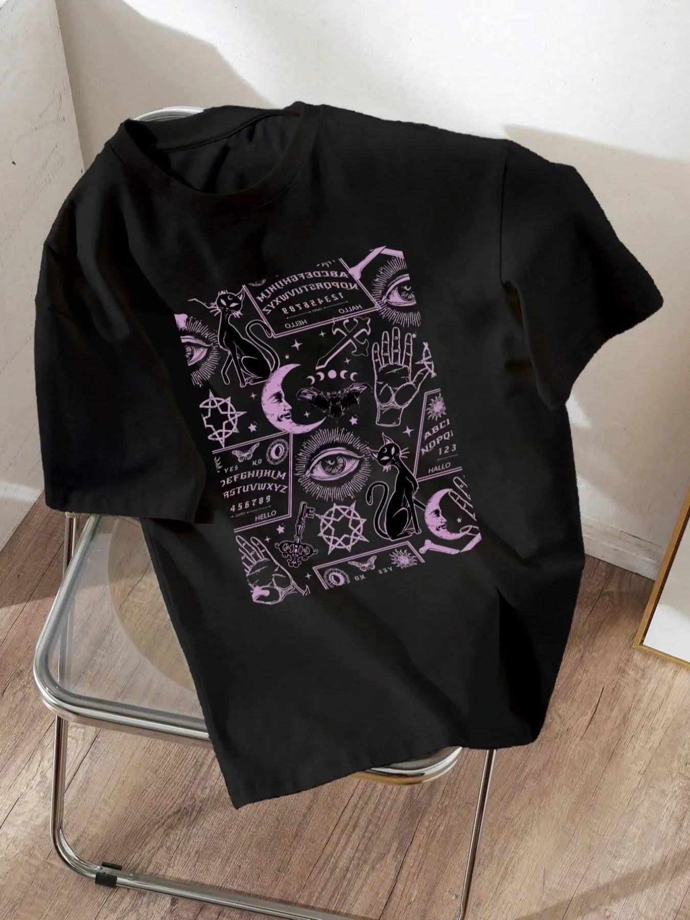 Women'WB shield Moon & Cat Print Drop Shoulder Tee, Casual Short Sleeve Round Neck T-shirt for Daily Wear, Ladies TNF for...