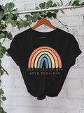 Women'WB shield Rainbow Print Round Neck Tee, Fashion Casual Crew Neck T-Shirt for Daily Holiday Vacation Outdoor Wear,...