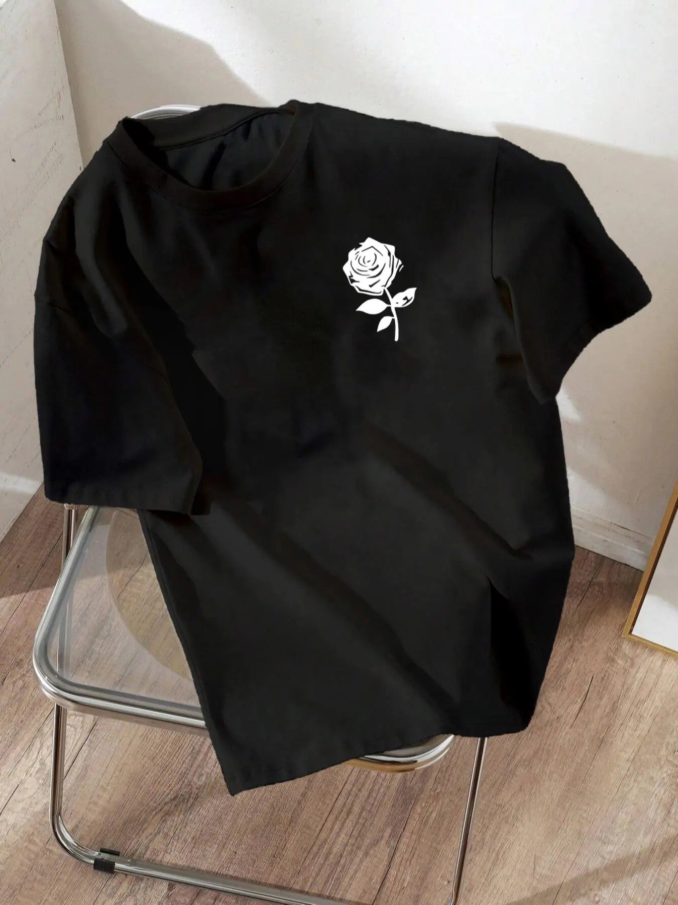 Women'WB shield Rose Print Drop Shoulder Round Neck Tee, Fashion Casual Crew Neck Short Sleeve T-shirt for Daily Holiday...