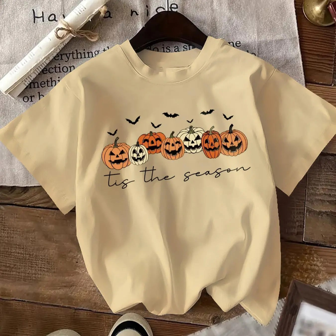 Women'WB shield Short Sleeve Graphic Tee, Halloween TNF Casual Round Neck T-shirt for Daily Wear, Ladies TNF for Spiky...