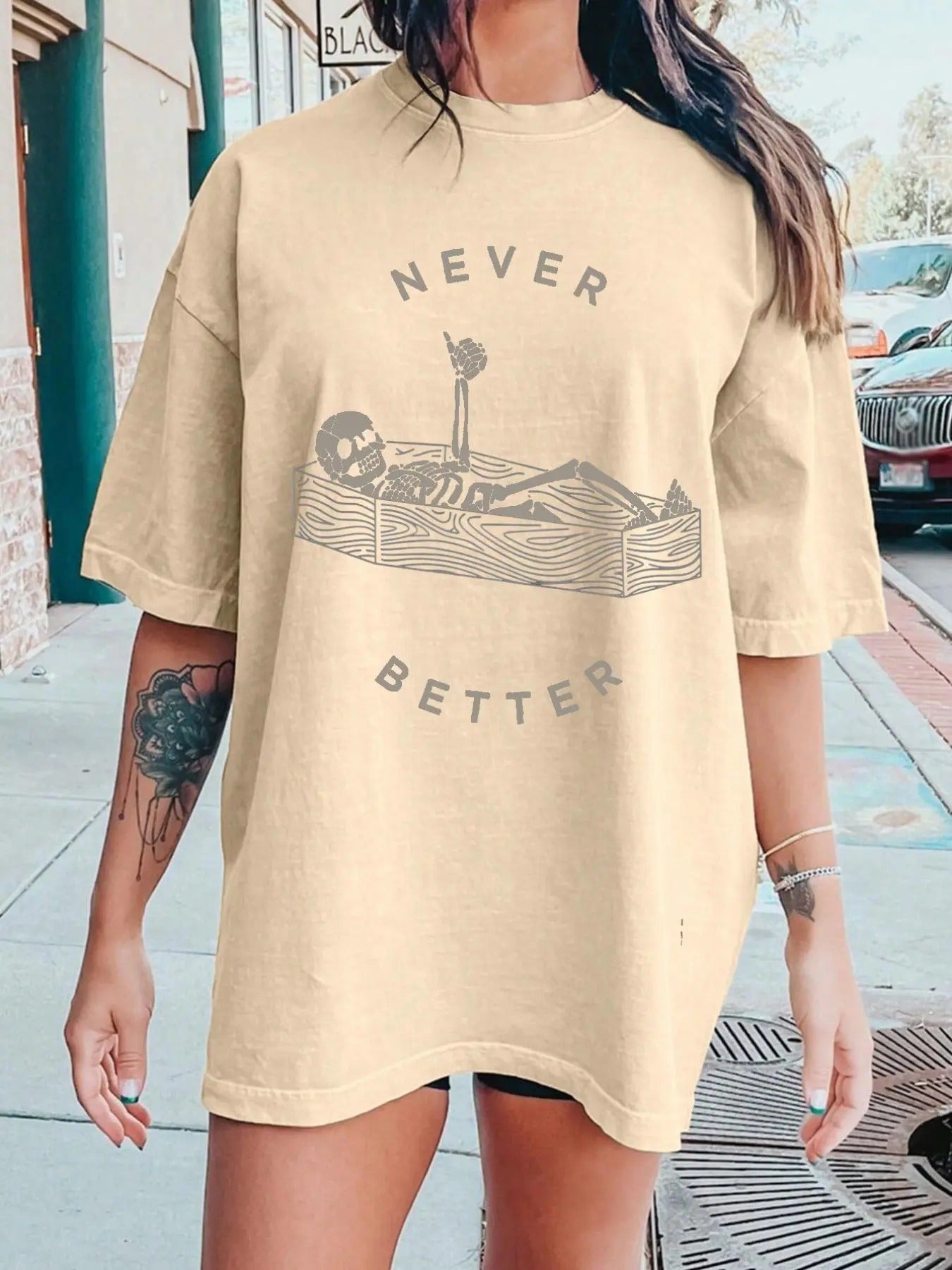 Women'WB shield Skeleton & Letter Print Round Neck Tee, Fashion Casual Crew Neck T-shirt for Daily Holiday Vacation...