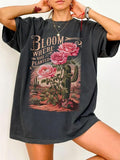 Women'WB shield Slogan & Rose Print Round Neck Tee, Vintage Trendy Casual Short Sleeve T-shirt for Daily Wear, Ladies...