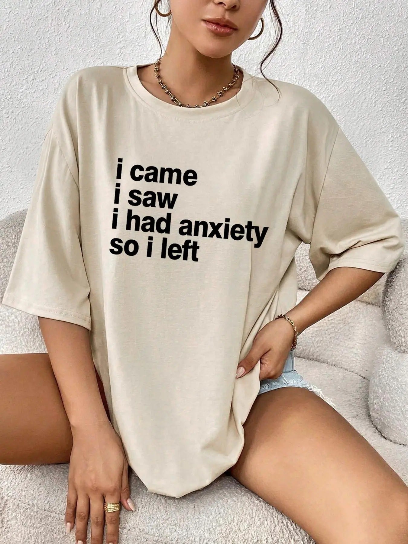 Women'WB shield Slogan Print Round Neck Tee, Street Fashion Casual Drop Shoulder Half Sleeve T-Shirt for Daily Wear,...
