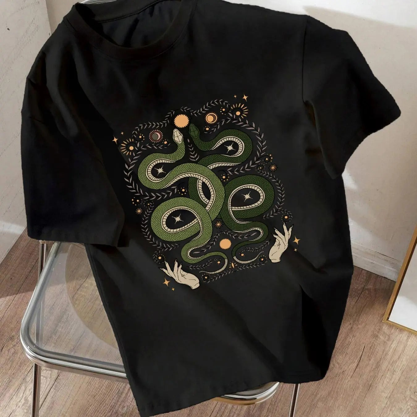 Women'WB shield Snake Print Drop Shoulder Tee, Casual Short Sleeve Round Neck T-shirt for Daily Wear, Ladies TNF for...